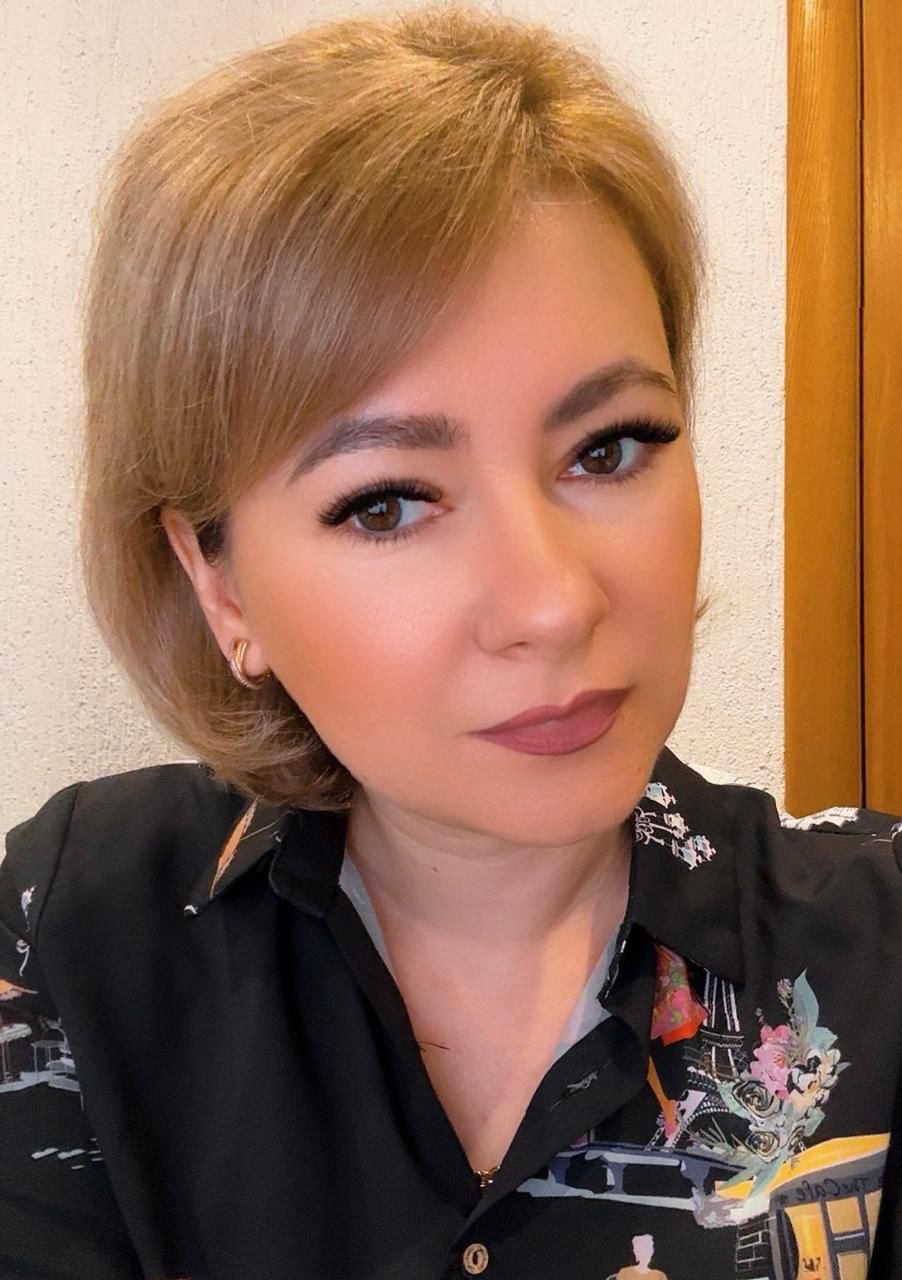 Юлия Глуховская