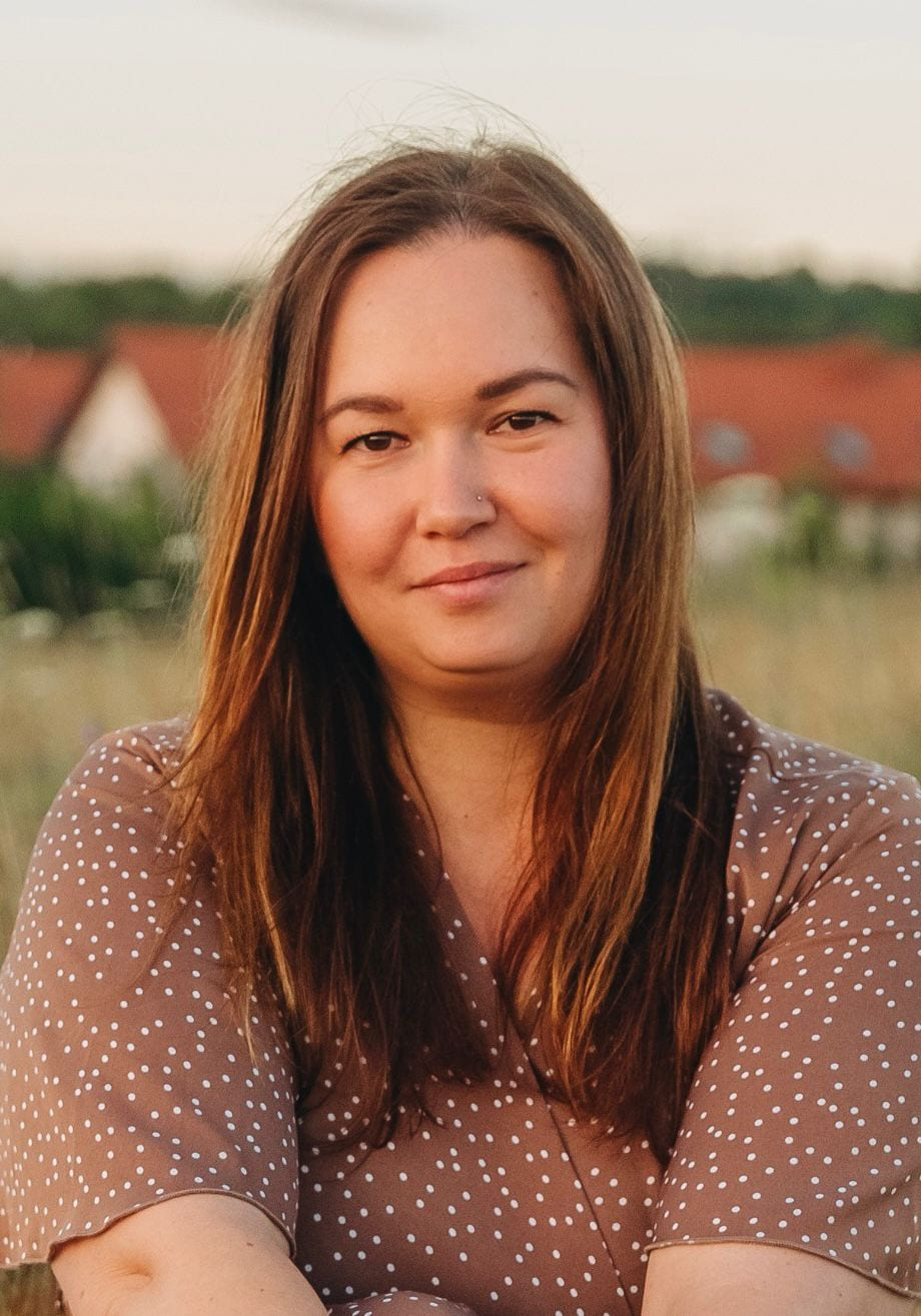 Майя Власова